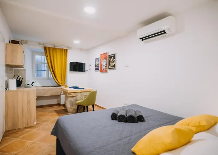 Art Deco Dubrovnik Apartments By Duhomes