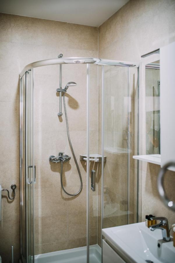 Art Deco By Duhomes Apartment *